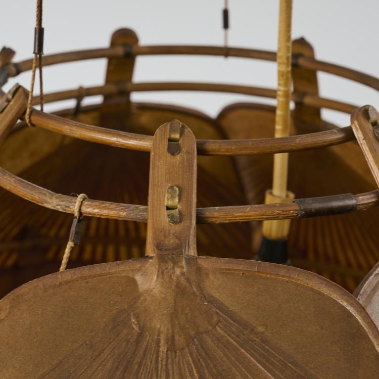 Bild 7 zu Objekt, Ceiling light 'Ju-Yon' from the 'Uchiwa' series, 1973, Ingo Maurer, Design M, Maurer, Ingo, M&uuml;nchen, 173B 349