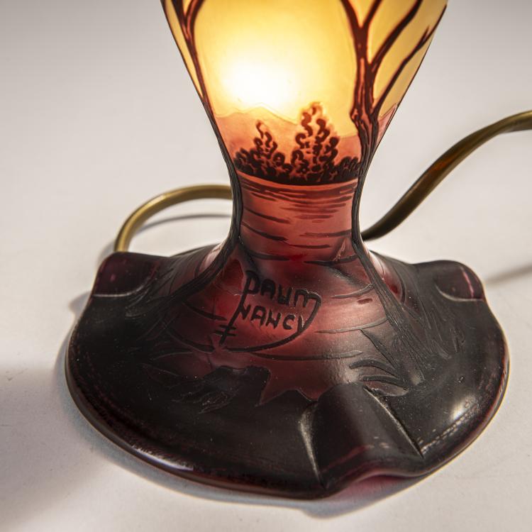 Bild 3 zu Objekt, Kleine Tischleuchte 'Paysage lacustre', um 1910, Daum Fr&egrave;res, Nancy, 174A 89