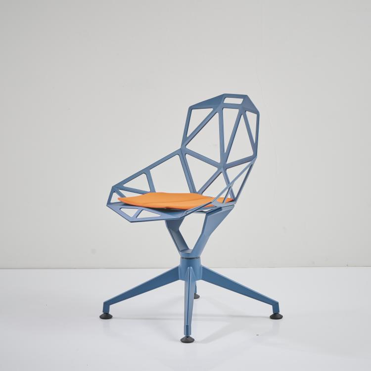 Hauptbild zu Objekt, Desk chair 'Chair One', 2003, Konstantin Grcic, Magis, Torre di Mosto, 173B 561