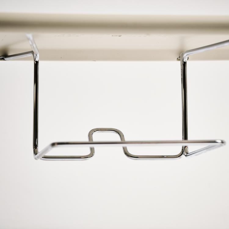 Bild 5 zu Objekt, Three 'Low Air Table' side tables on wheels, 2002, Jasper Morrison, Magis, Torre di Mosto, 173B 560