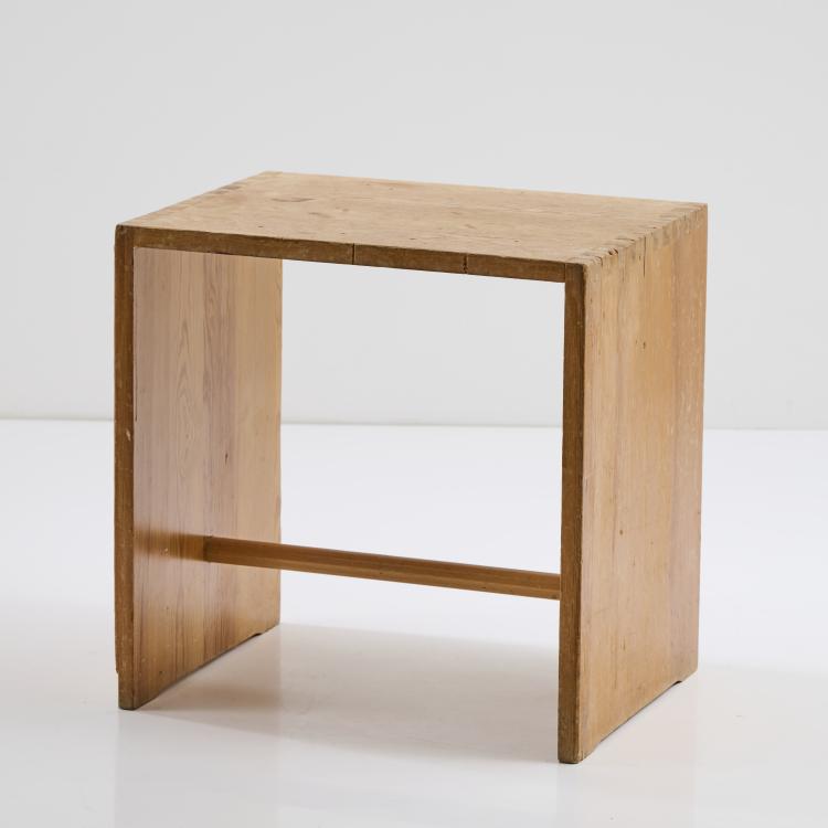 Bild 1 zu Objekt, 'Ulm stool', 1953, Max Bill,Hans Gugelot,Paul Hildinger, Hochschule f&uuml;r Gestaltung, Ulm (HFG); Hildinger, Paul, 173B 325