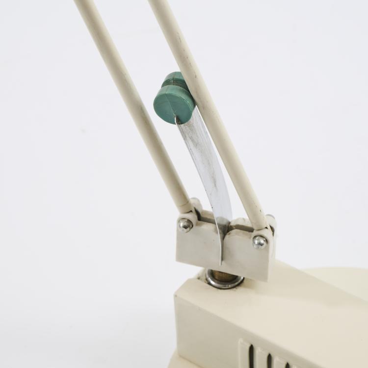 Bild 4 zu Objekt, Table lamp 'WO', 1985, Sacha Ketoff, Aluminor, Frankreich / France, 173B 530