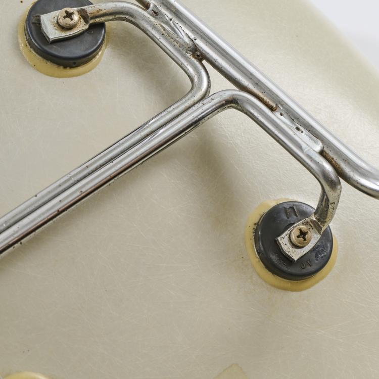 Bild 7 zu Objekt, 'LCM' on 'H-base', 1950-53, Charles Eames,Ray Eames, Fehlbaum, Miller, Herman, Weil am Rhein, 173B 360