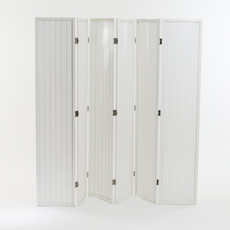 Bild 1 zu Objekt, Screen, 1926, Eileen Gray, Vereinigte Werkst&auml;tten, M&uuml;nchen; ClassiCon, M&uuml;nchen, 173B 482