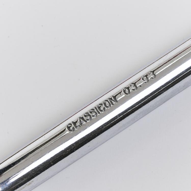 Bild 8 zu Objekt, 'Rivoli' table, 1928, Eileen Gray, ClassiCon, M&uuml;nchen, 173B 487