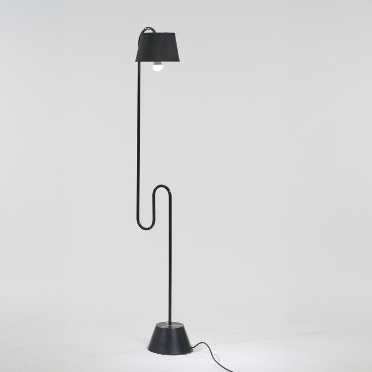 Bild 1 zu Objekt, 'Roattino' floor light, 1931, Eileen Gray, ClassiCon, M&uuml;nchen, 173B 491