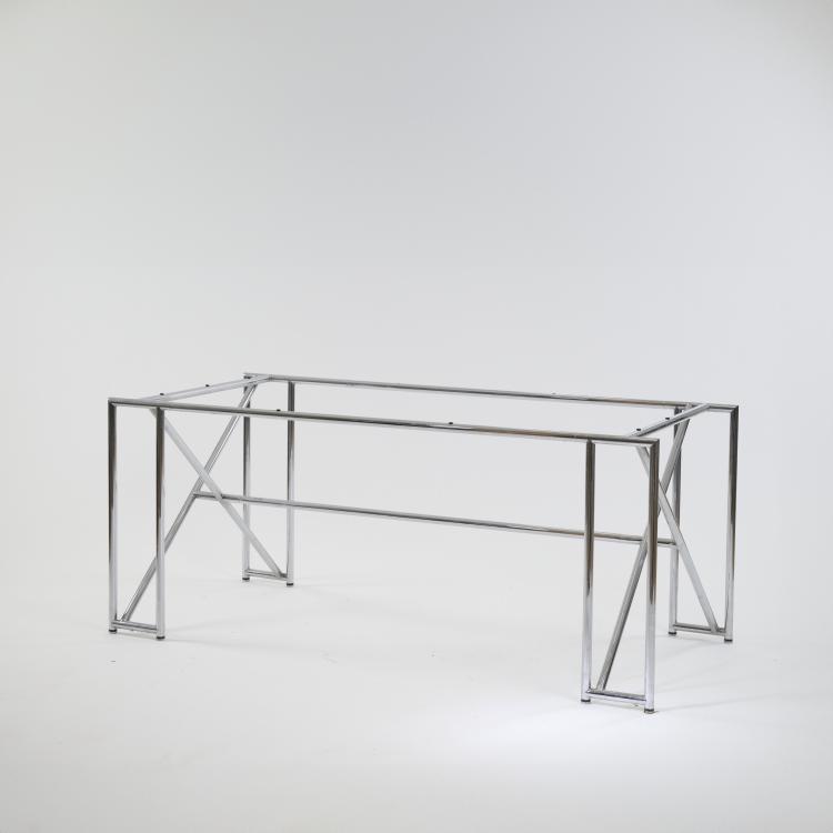 Hauptbild zu Objekt, 'Double-X' table base, 1928, Eileen Gray, ClassiCon, M&uuml;nchen, 173B 486