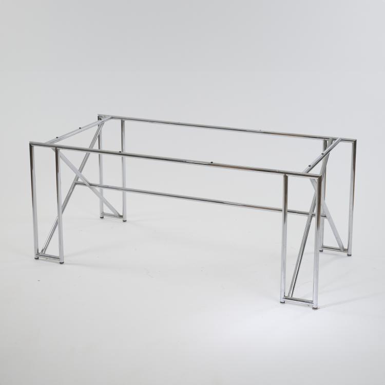 Bild 2 zu Objekt, 'Double-X' table base, 1928, Eileen Gray, ClassiCon, M&uuml;nchen, 173B 486