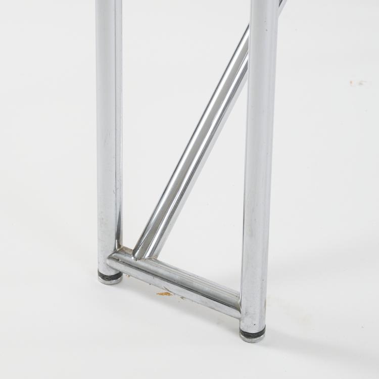 Bild 5 zu Objekt, 'Double-X' table base, 1928, Eileen Gray, ClassiCon, M&uuml;nchen, 173B 486