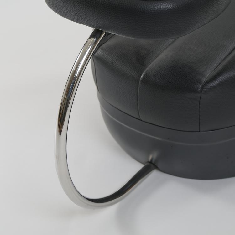 Bild 3 zu Objekt, 'Primate' stool, 1970, Achille Castiglioni, Zanotta, Nova Milanese, 173A 171