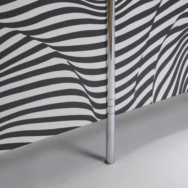 Bild 5 zu Objekt, Sideboard 'Amor Stripe - Wogg12 - Zebra', 1988, Trix Haussmann,Robert Haussmann, Wogg, Zumikon, Schweiz, 173B 537