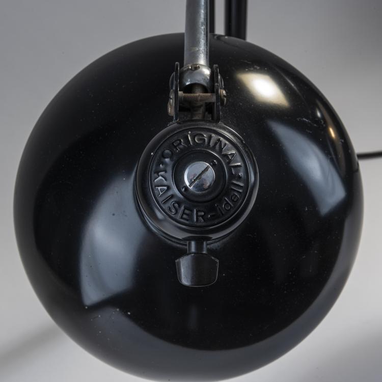 Bild 2 zu Objekt, Double arm table light '6580', 1934, Christian Dell, Kaiser & Co., Neheim-H&uuml;sten, 173B 316