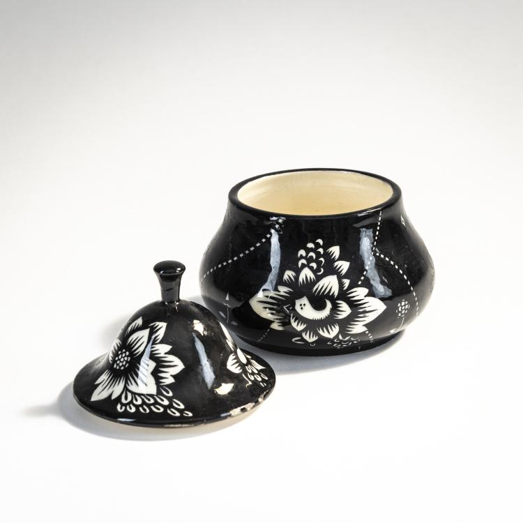 Bild 1 zu Objekt, Box and cover, c. 1912, Dagobert Peche, Vereinigte Wiener und Gmundner Keramik, 174A 392