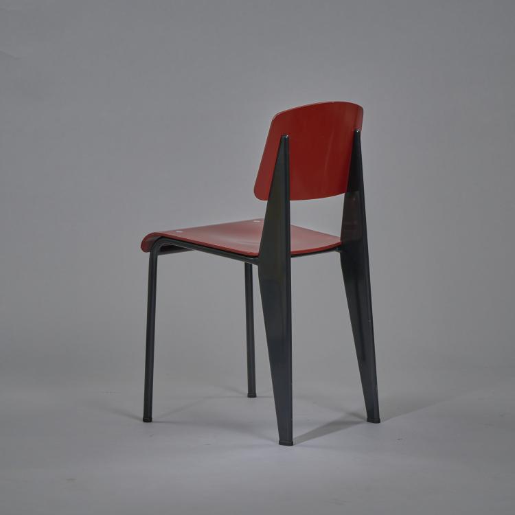 Bild 3 zu Objekt, Four 'Standard SP' chairs, 1934/1950, Jean Prouv&eacute;, Vitra, Birsfelden, 173B 493