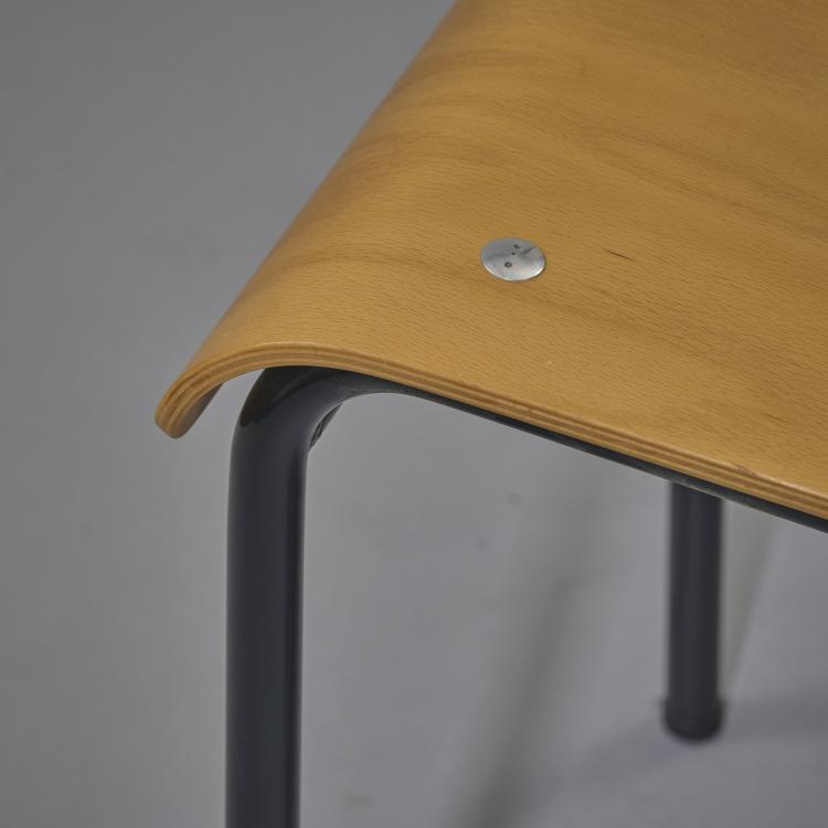 Bild 3 zu Objekt, Chair 'Standard', 1934/50, Jean Prouv&eacute;, Vitra, Birsfelden, 173B 494