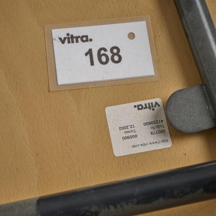 Bild 5 zu Objekt, Chair 'Standard', 1934/50, Jean Prouv&eacute;, Vitra, Birsfelden, 173B 494