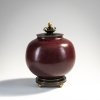 Vase mit Bronzedeckel und Standring, 1923-29