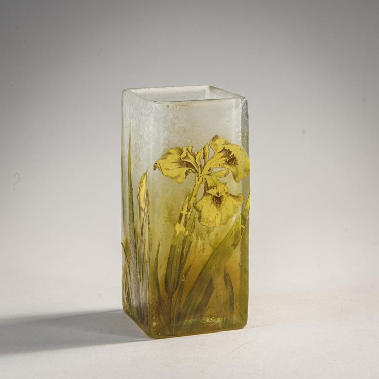 Hauptbild zu Objekt, Vase 'Iris de la Garenne', um 1910, Daum Fr&egrave;res, Nancy, 174A 90