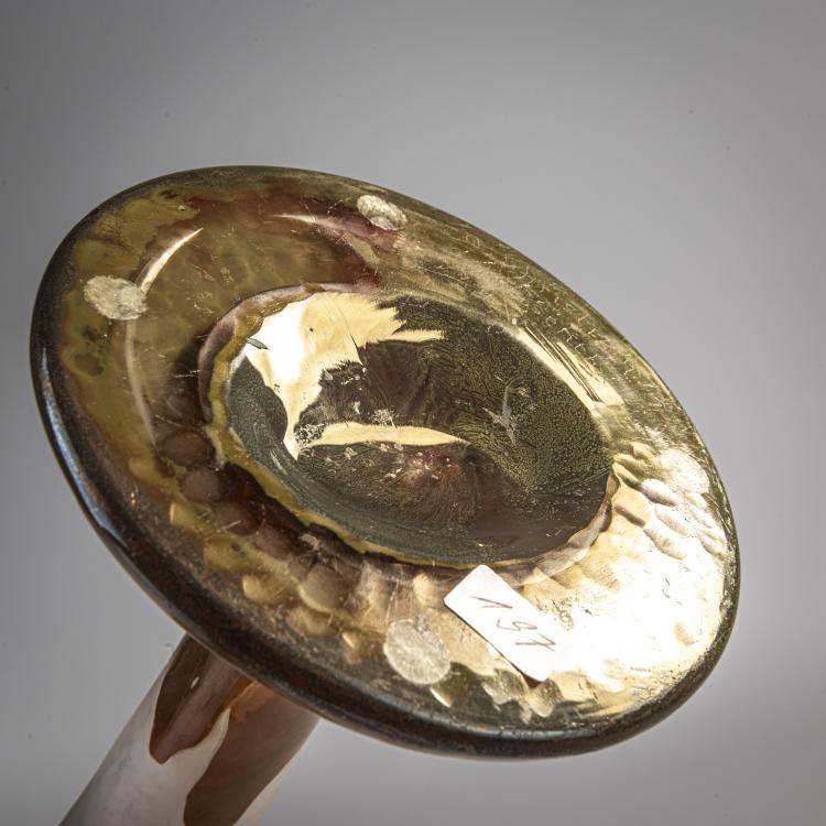 Bild 2 zu Objekt, 'Sabot de V&eacute;nus' martel&eacute; vase, 1900-05, D&eacute;sir&eacute; Christian, Christian Fr&egrave;res et Fils, Meisenthal, 174A 10