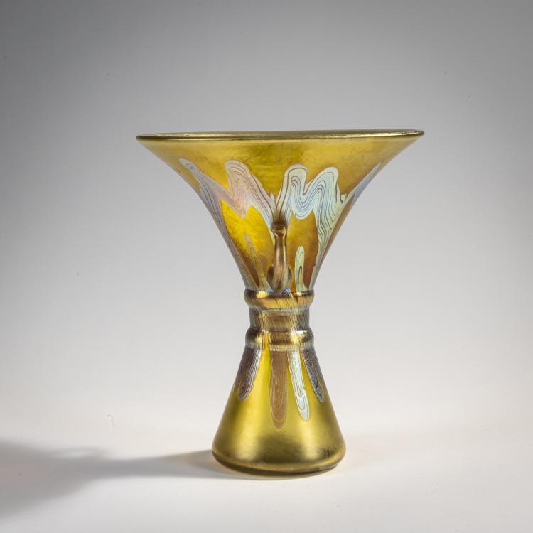 Bild 1 zu Objekt, 'Ph&auml;nomen'-Henkelvase, 1901, L&ouml;tz Wwe., Klosterm&uuml;hle, 174A 208