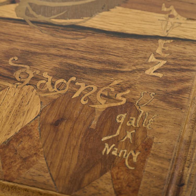 Bild 7 zu Objekt, Spieltisch 'Gardez les coeurs qu'avez gagnez', 1895, Emile Gall&eacute;, Gall&eacute;, Nancy, 174A 339