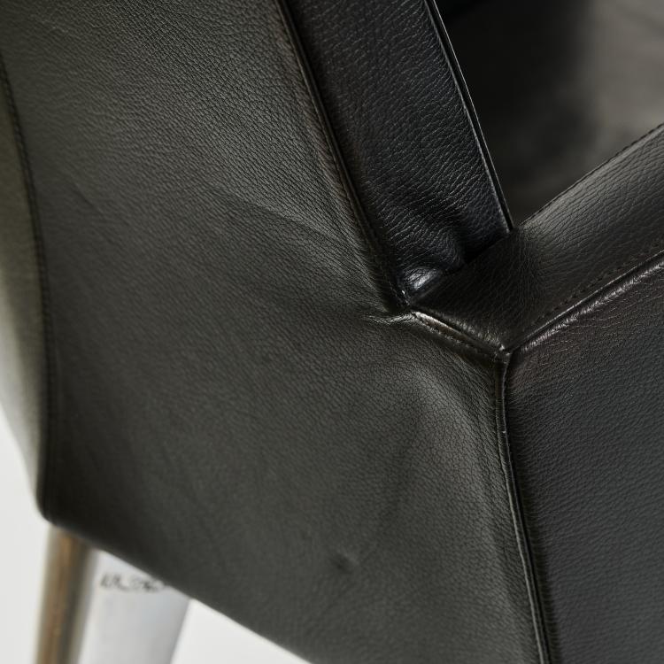 Bild 5 zu Objekt, Zwei Sessel 'J. (S&eacute;rie Lang)', 1987, Philippe Starck, Driade Aleph, Mailand, 173B 513