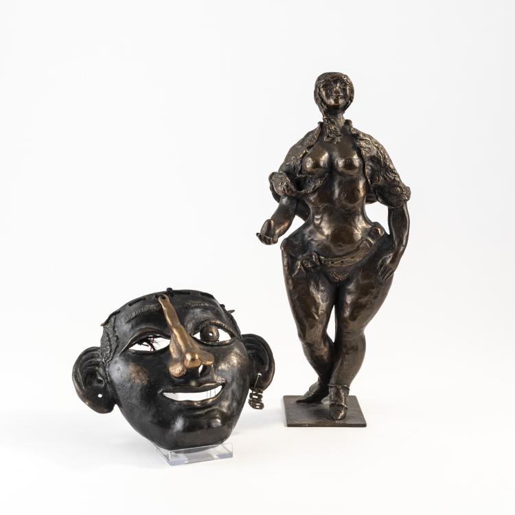 Hauptbild zu Objekt, 'L&auml;ndliche mit Ei', 1972 und Frauenmaske mit Ohrh&auml;ngern, 1970er Jahre, Bele Bachem, 173D 848