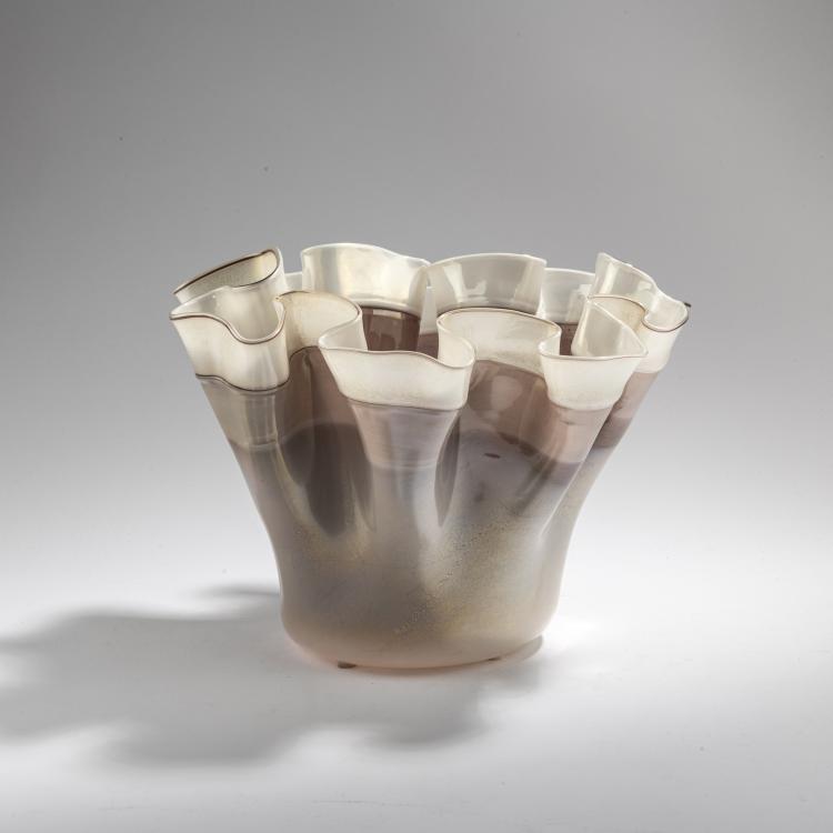 Hauptbild zu Objekt, Schale 'A cartoccio con orlatura', um 1936, Flavio Poli, Seguso Vetri d'Arte, Murano, 175C 464
