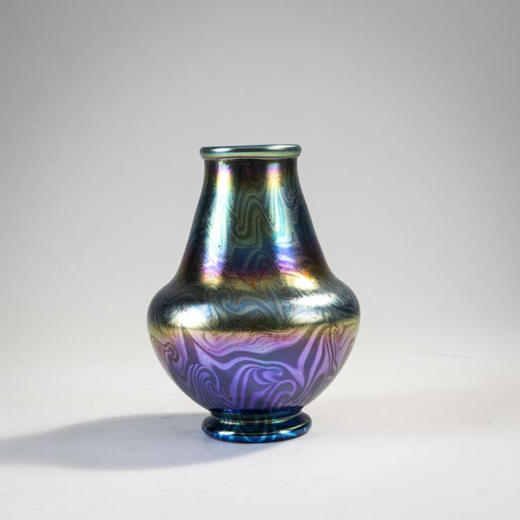 Bild 1 zu Objekt, Kleine Vase 'Damascene', 1897, Louis C. Tiffany, Tiffany, L. C., 174A 254