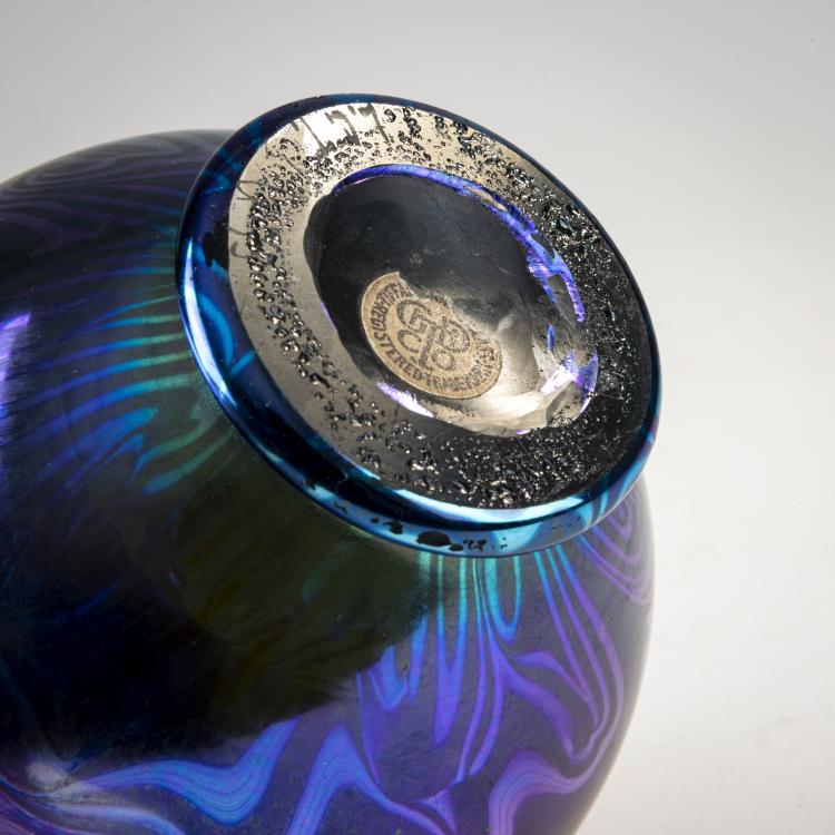 Bild 2 zu Objekt, Kleine Vase 'Damascene', 1897, Louis C. Tiffany, Tiffany, L. C., 174A 254