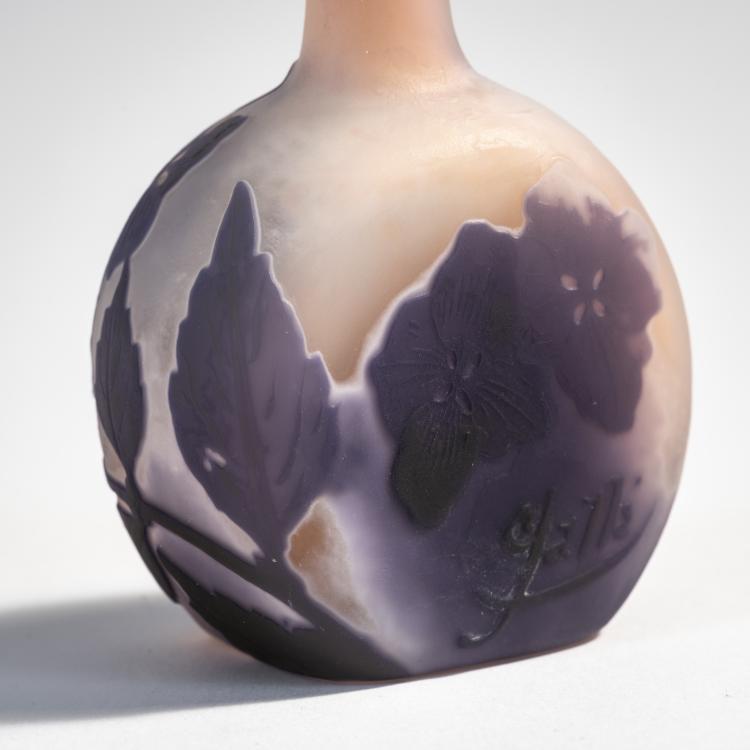 Bild 1 zu Objekt, Soliflor 'Hortensias', 1908-20, Gall&eacute;, Nancy, 174A 137