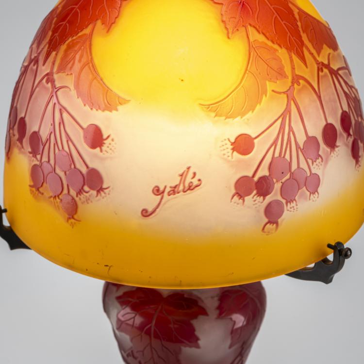 Bild 2 zu Objekt, Tischleuchte 'Eglantines', 1908-36, Gall&eacute;, Nancy, 174A 128