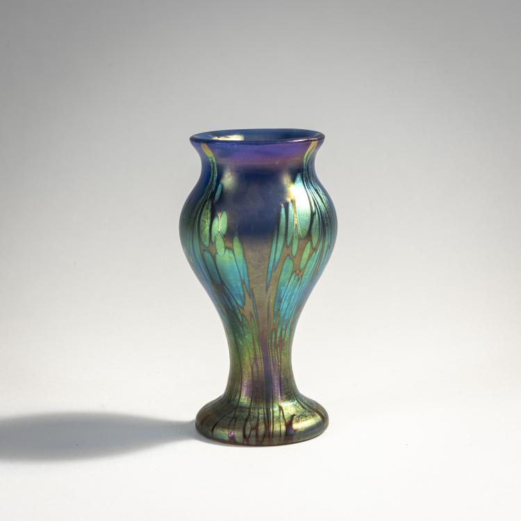 Bild 1 zu Objekt, Kleine 'Medici'-Vase, 1902, L&ouml;tz Wwe., Klosterm&uuml;hle, 174A 212