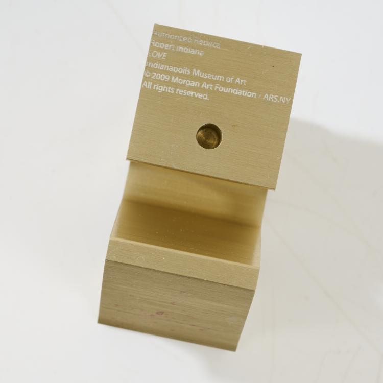 Bild 2 zu Objekt, 'LOVE (gold)' (Authorized Replica), 2009, Robert Indiana (nach), 173D 838