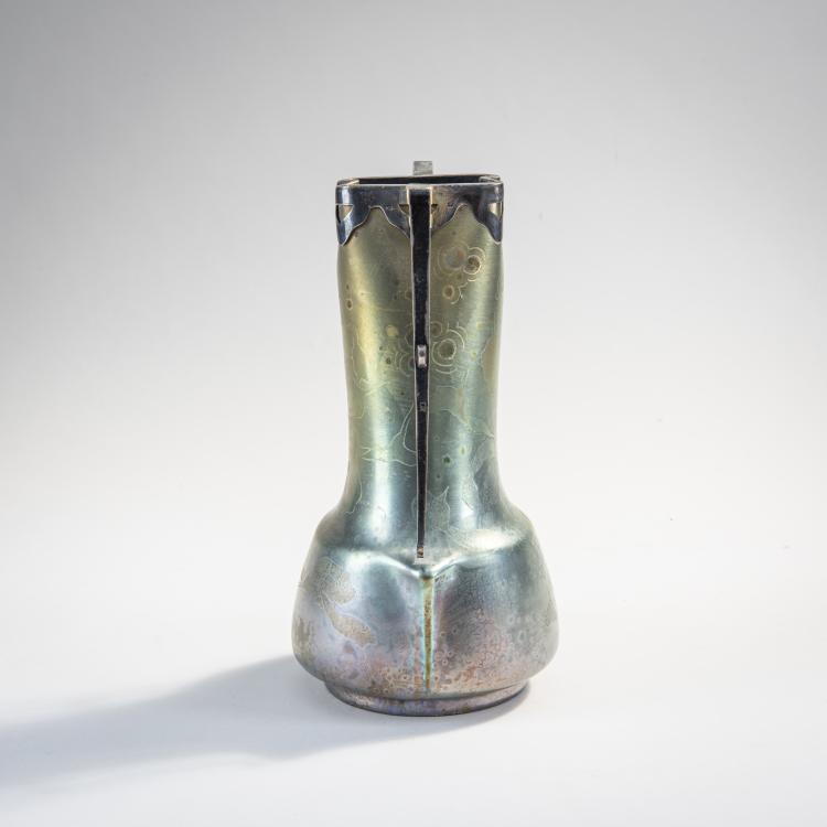 Bild 1 zu Objekt, Vase 'Japon' mit Silbermontierung von Alphonse Debain, Paris, um 1890, Cl&eacute;ment Massier, Massier, Cl&eacute;ment, Golfe-Juan, 174A 389