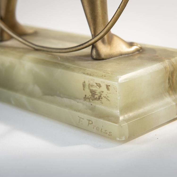 Bild 2 zu Objekt, Zwei Bronzefiguren 'Sonny Boy' und 'Hoop Girl', um 1930, Ferdinand Preiss, Preiss & Kassler, Berlin, 174A 305