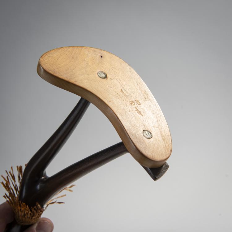 Bild 2 zu Objekt, Holzfigur 'Afrikanerin mit Rock', 1945,  Hagenauer, Hagenauer, Wien, 174A 292