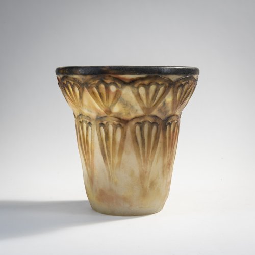 'Vase au Palmettes stylisées', 1927