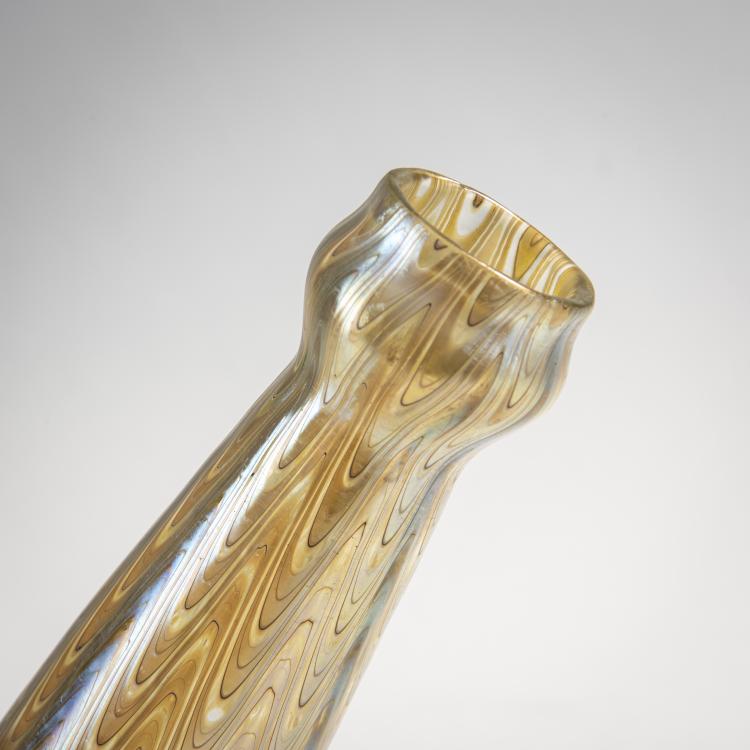 Bild 1 zu Objekt, Kleine 'Ph&auml;nomen'-Vase, 1899, L&ouml;tz Wwe., Klosterm&uuml;hle, 174A 206