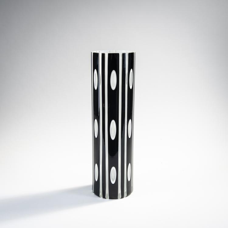 Bild 1 zu Objekt, Hohe Vase, um 1914, Schappel, Carl, Haida, 174A 229