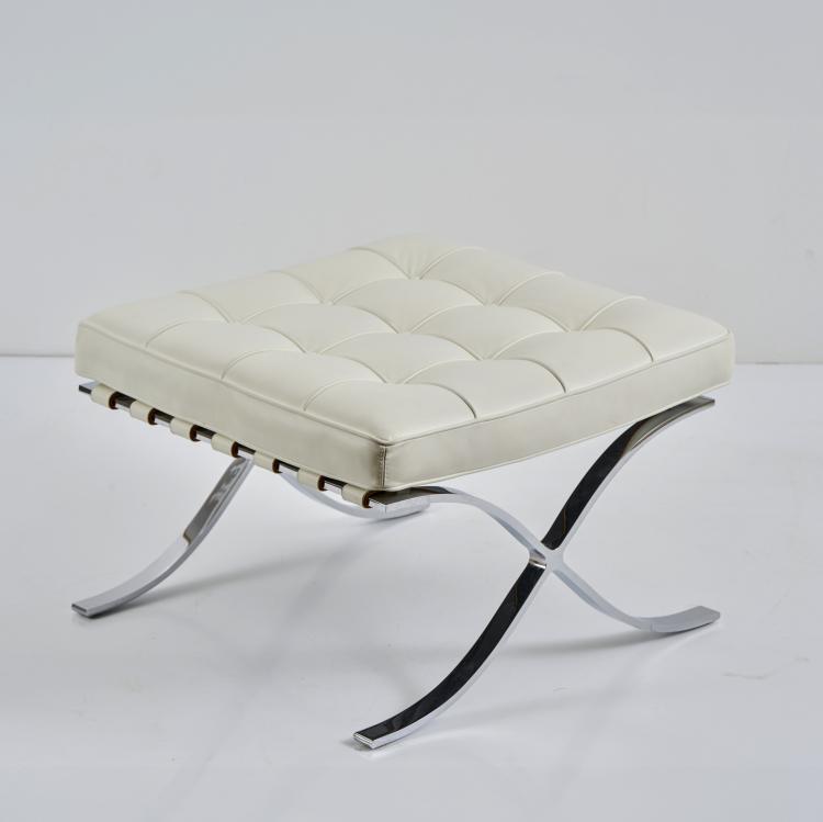 Hauptbild zu Objekt, 'Barcelona' stool, 1928, Ludwig Mies van der Rohe, Knoll International, New York, 174B 552