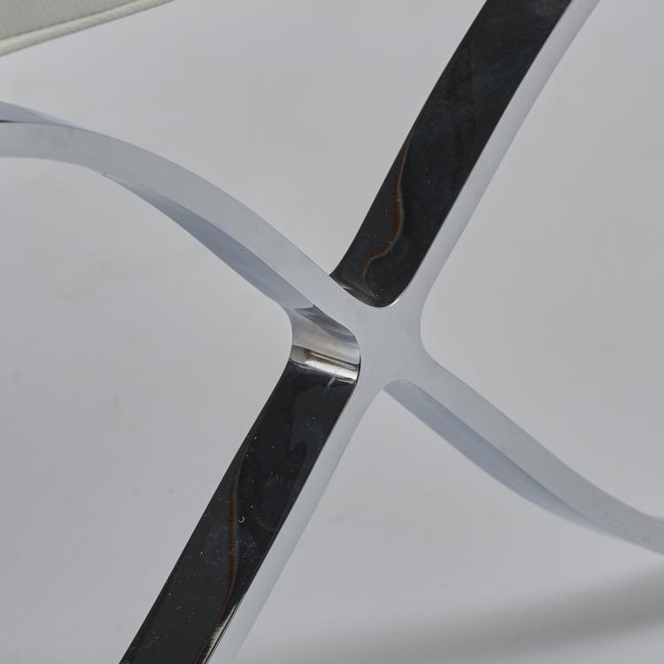 Bild 4 zu Objekt, 'Barcelona' stool, 1928, Ludwig Mies van der Rohe, Knoll International, New York, 174B 552