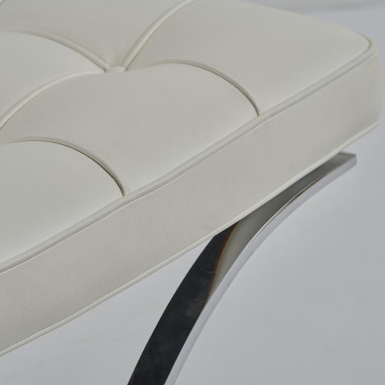 Bild 5 zu Objekt, 'Barcelona' stool, 1928, Ludwig Mies van der Rohe, Knoll International, New York, 174B 552