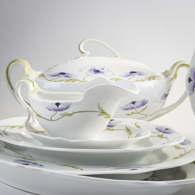 Bild 2 zu Objekt, 26-teiliges Speiseservice 'Modern' mit Dekor '1322', um 1900, Max Rossbach, Nymphenburg, KPM, 174A 366