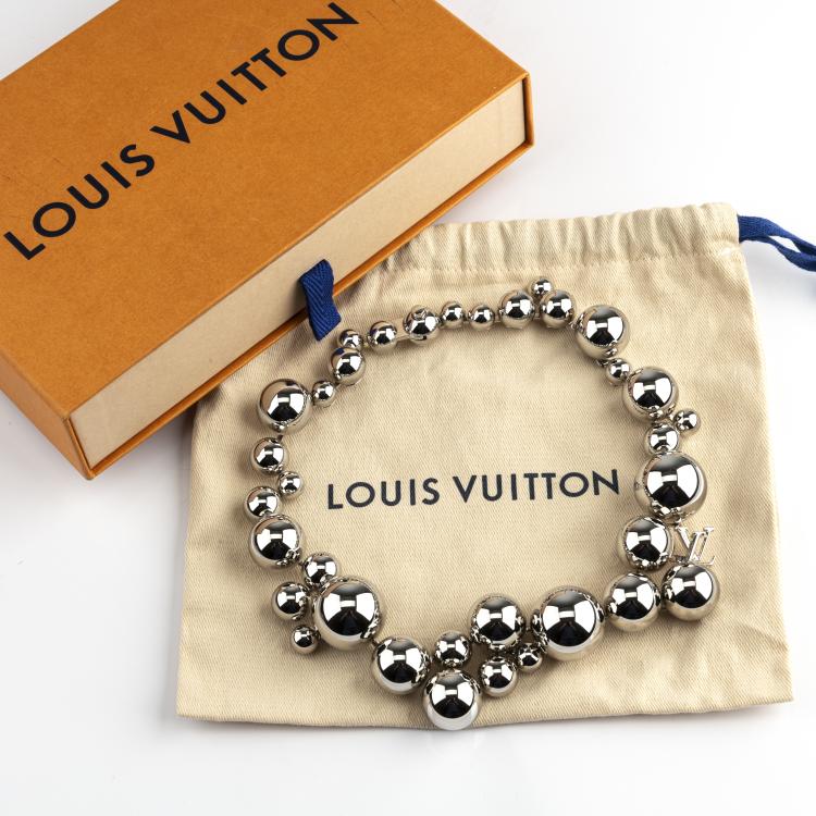 Bild 2 zu Objekt, Halsschmuck 'Metal Orbs', 2023, Yayoi Kusama, Vuitton, Louis, 174C 970