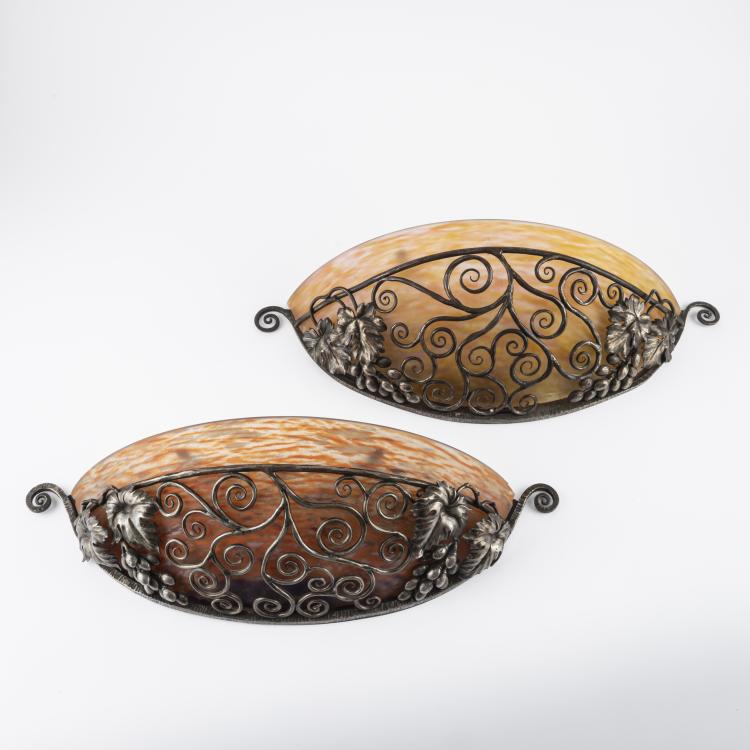 Hauptbild zu Objekt, Zwei Wandleuchten 'Vigne', um 1930, Frankreich, 174A 107