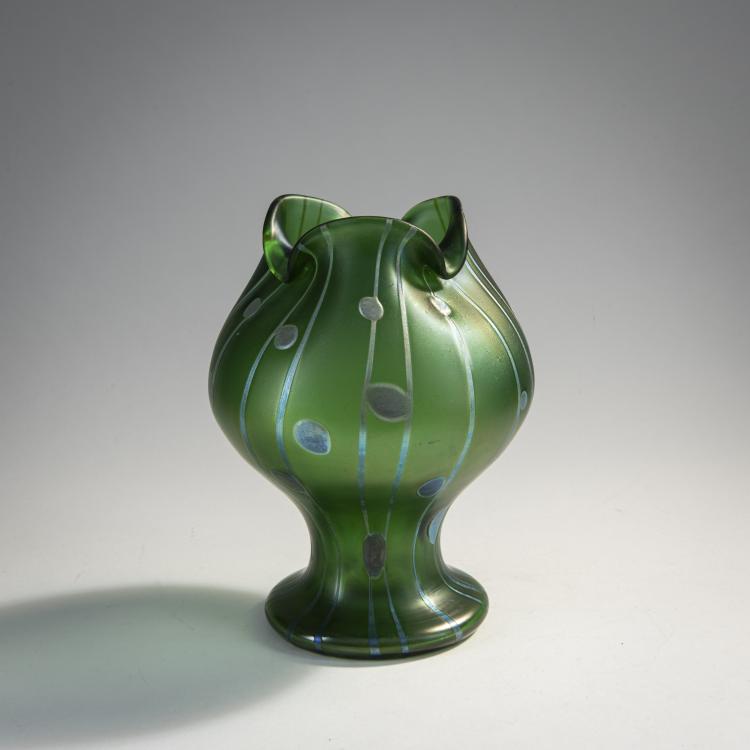 Hauptbild zu Objekt, Vase 'Streifen und Flecken', um 1900, Kralik, Wilhelm, Eleonorenheim, 174A 201