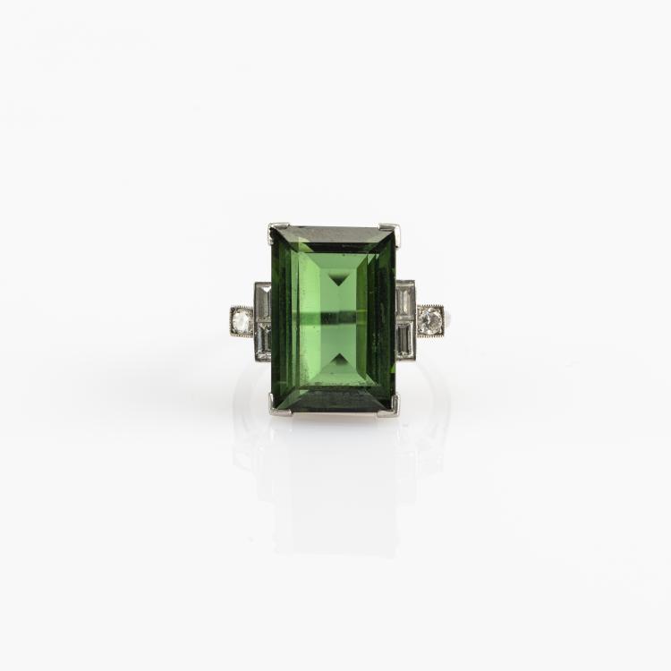 Hauptbild zu Objekt, Historischer Ring mit Diopsid und Diamanten, 174C 834