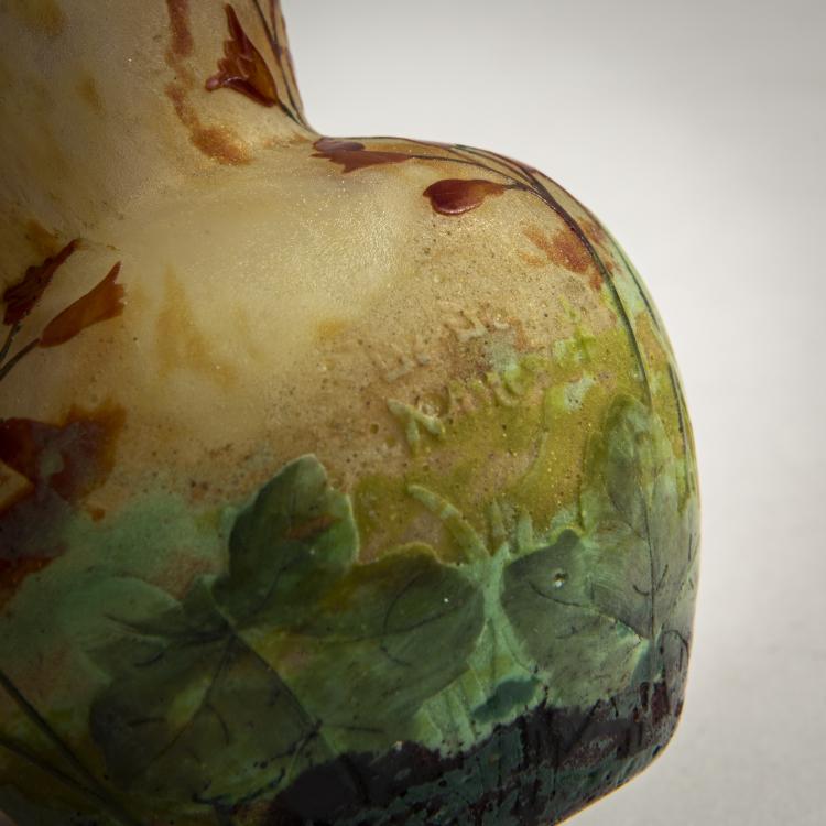 Bild 1 zu Objekt, Kleine Vase 'Bois gentil', 1905-10, Daum Fr&egrave;res, Nancy, 174A 53