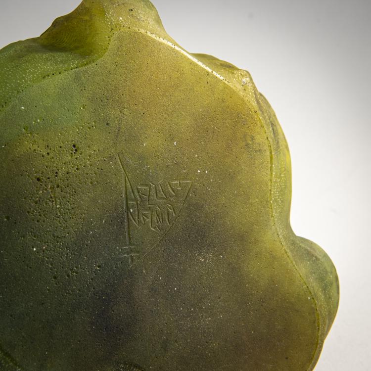 Bild 1 zu Objekt, 'Cendrier au crabe', c. 1909, Amalric Walter, Daum Fr&egrave;res, Nancy, 174A 73